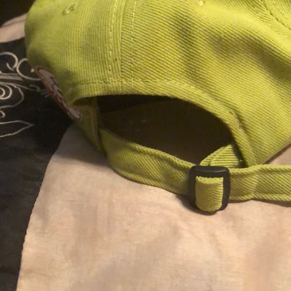 Baseball cap - Picture 2 of 3